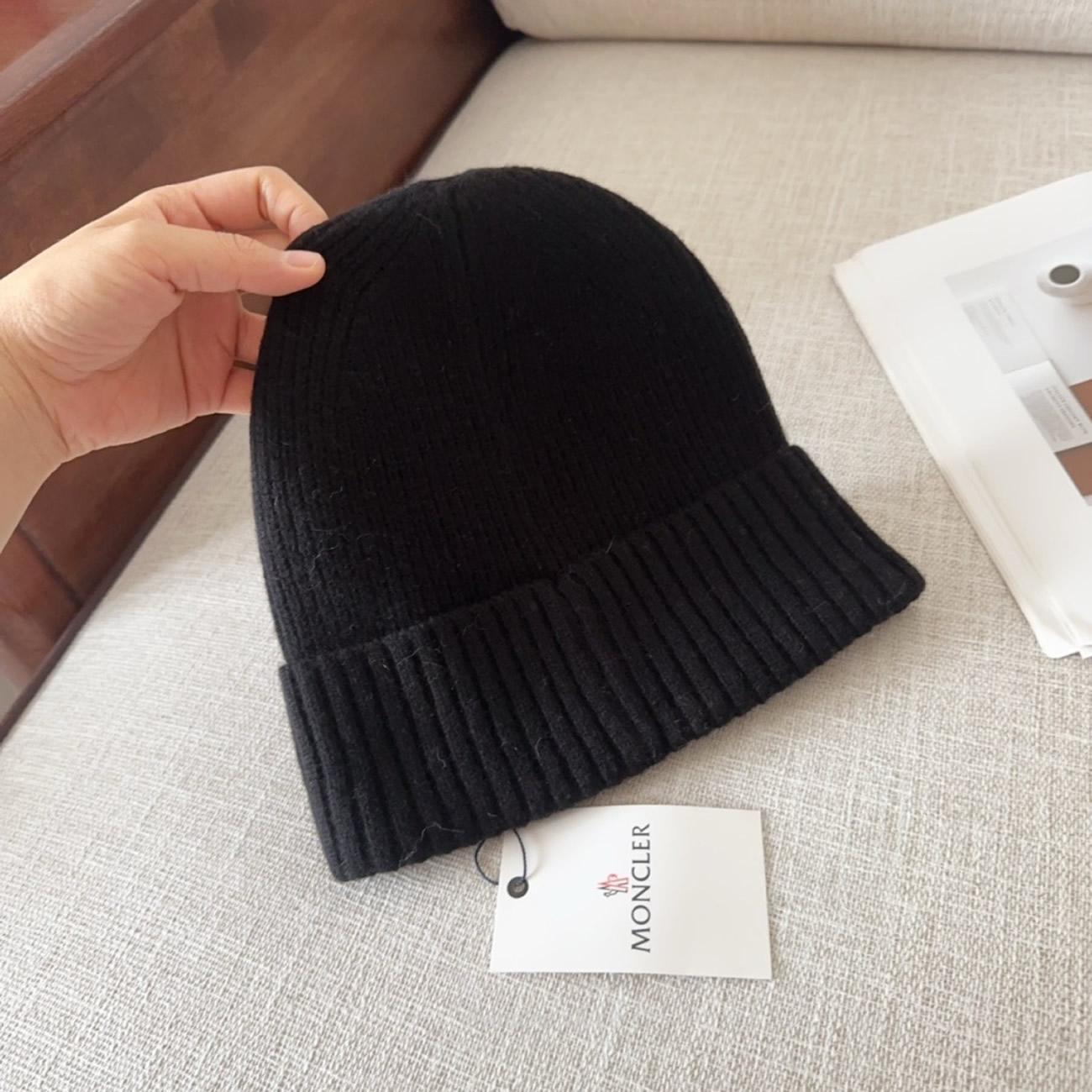 Moncler Logo Patch Beanie Black (4) - newkick.app